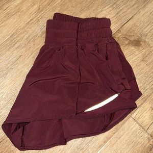 Hotty Hot low-rise Lululemon shorts 2.5” inseam